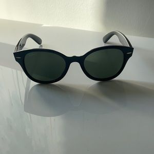 Ray-Ban Sunglasses